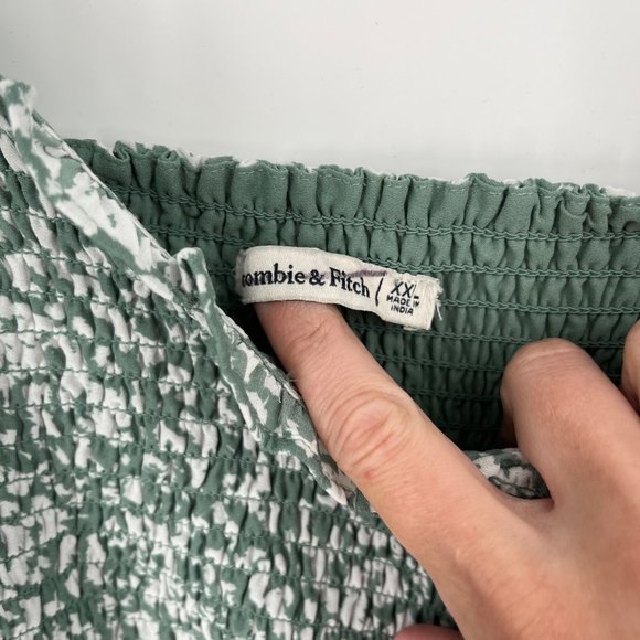 Abercrombie & Fitch Smocked Mini Dress Size XXL Green Pattern Ruffle Romantic - Picture 6 of 13